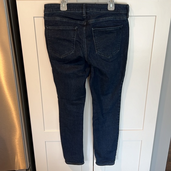 Old navy mid rise rockstar super skinny jeans - Picture 2 of 3